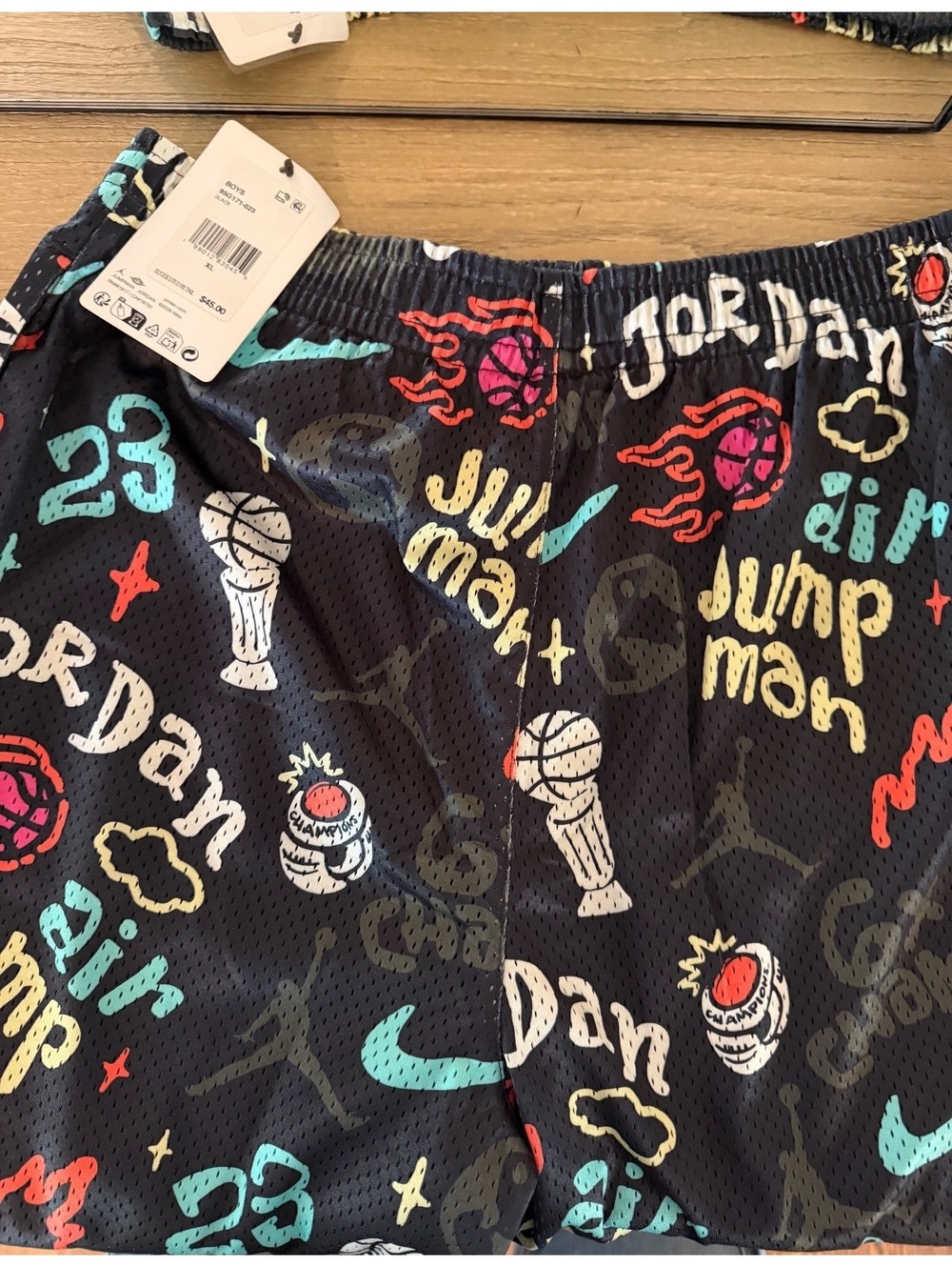 New Jordan Boys' Black Graphic Basketball Shorts XL